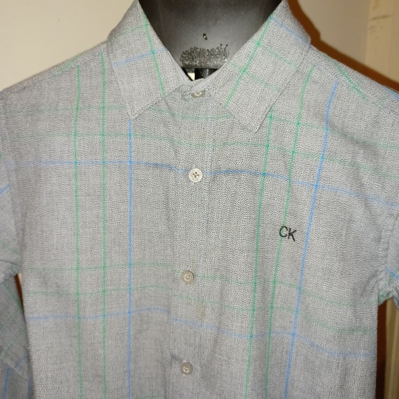 Boys Casual Button Down Shirt - Picture 7 of 8